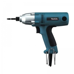Máy bắn vít Makita 6952