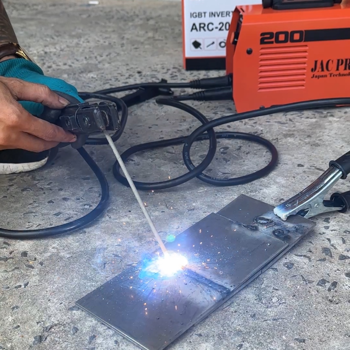 Ưu điểm máy hàn que jacpro